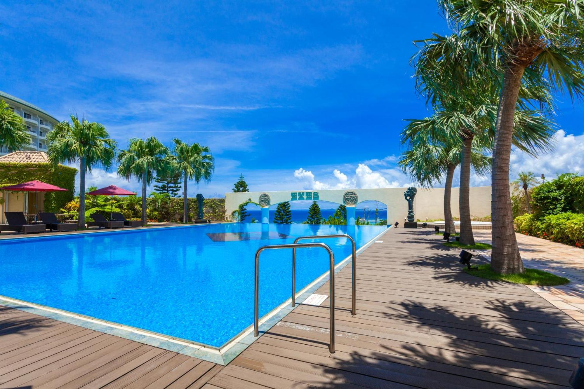 Okinawa Kariyushi Resort Exes Онна Экстерьер фото