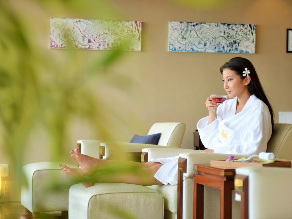 Okinawa Kariyushi Resort Exes Онна Экстерьер фото