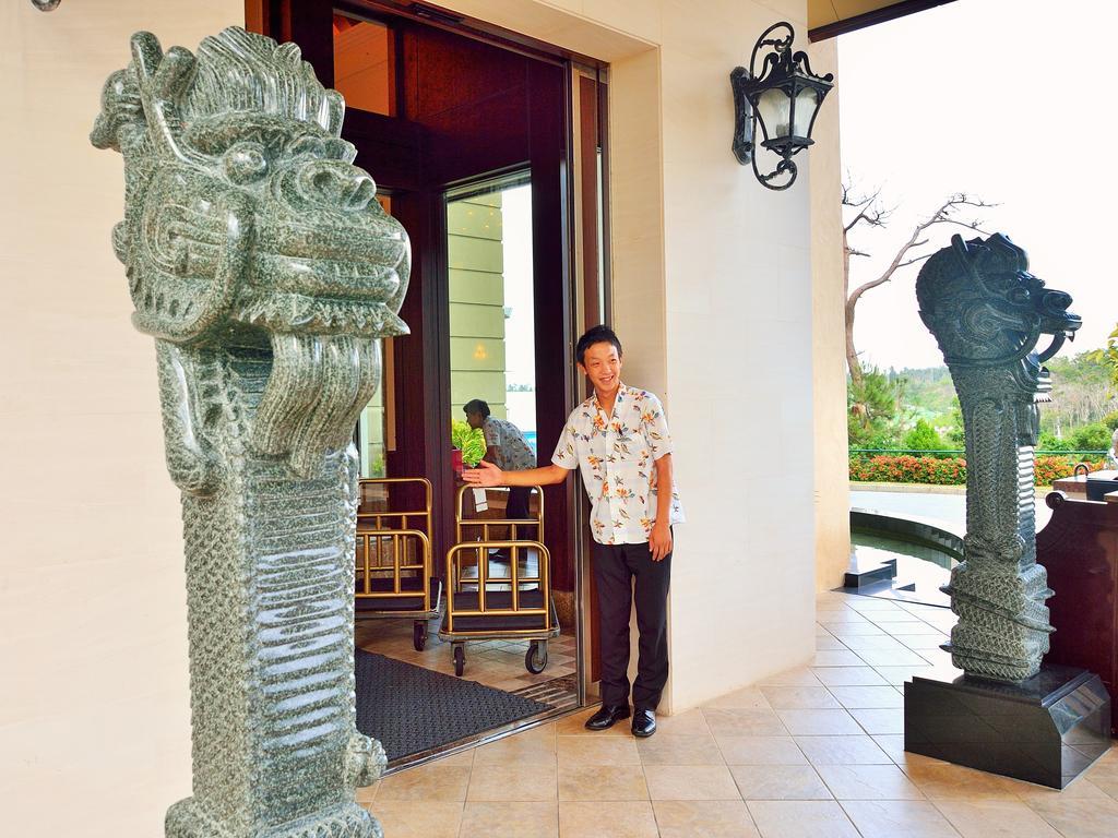 Okinawa Kariyushi Resort Exes Онна Экстерьер фото